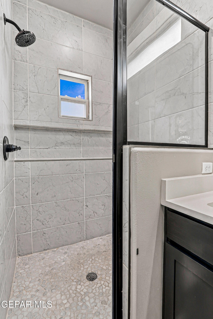 10748 Walden Pond Street - Photo 4