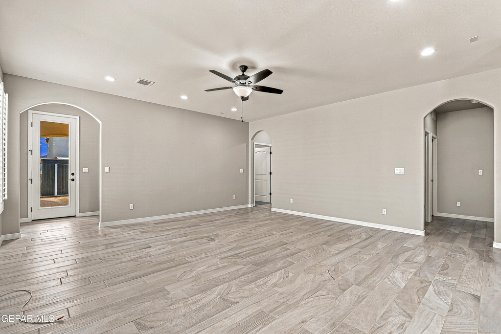 10748 Walden Pond Street - Photo 18