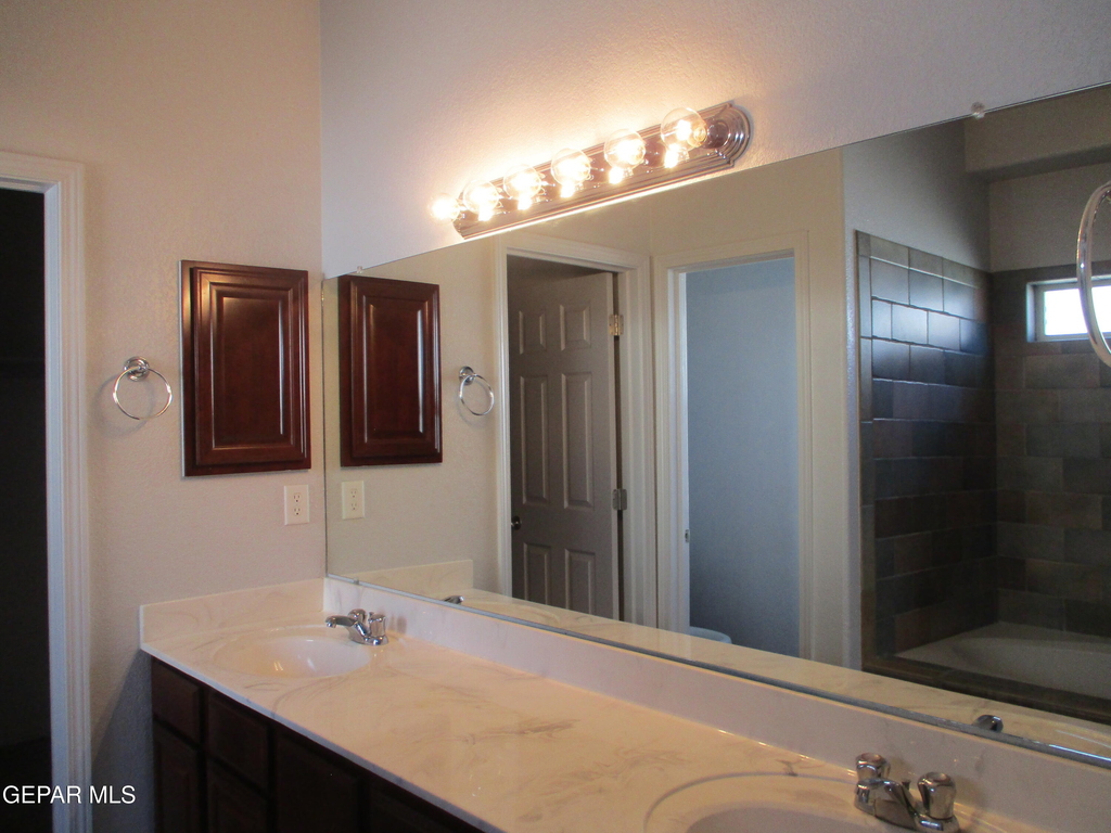 612 Natasha Place - Photo 13