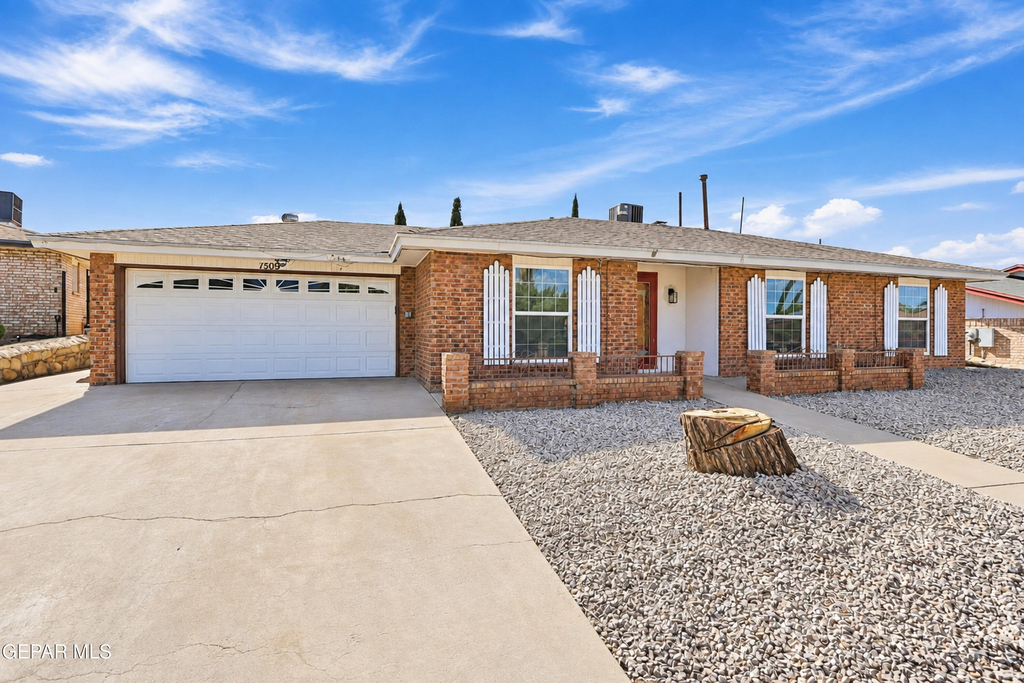 1509 Finsterwald Place - Photo 5