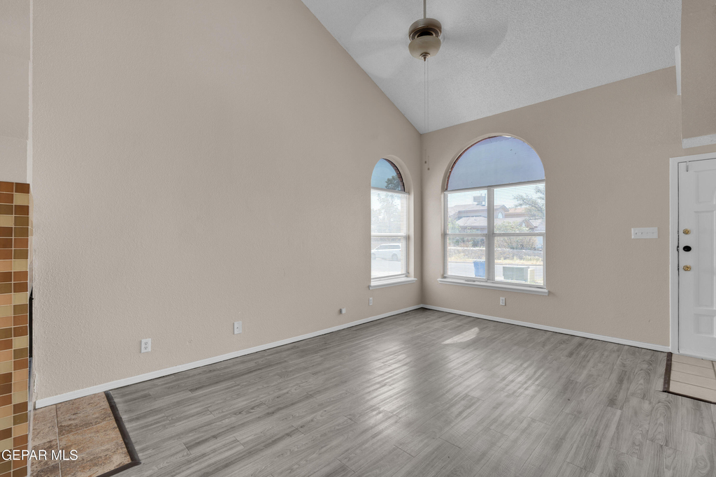 5917 Chippendale Avenue - Photo 9