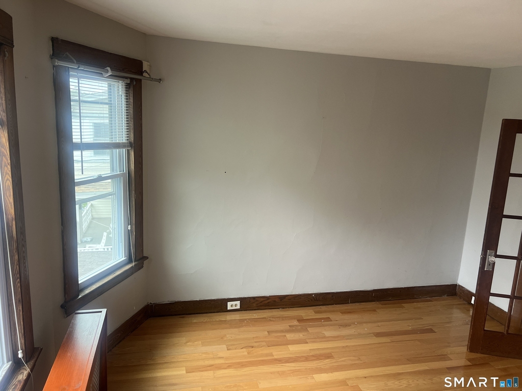 105 Wentworth Street - Photo 8