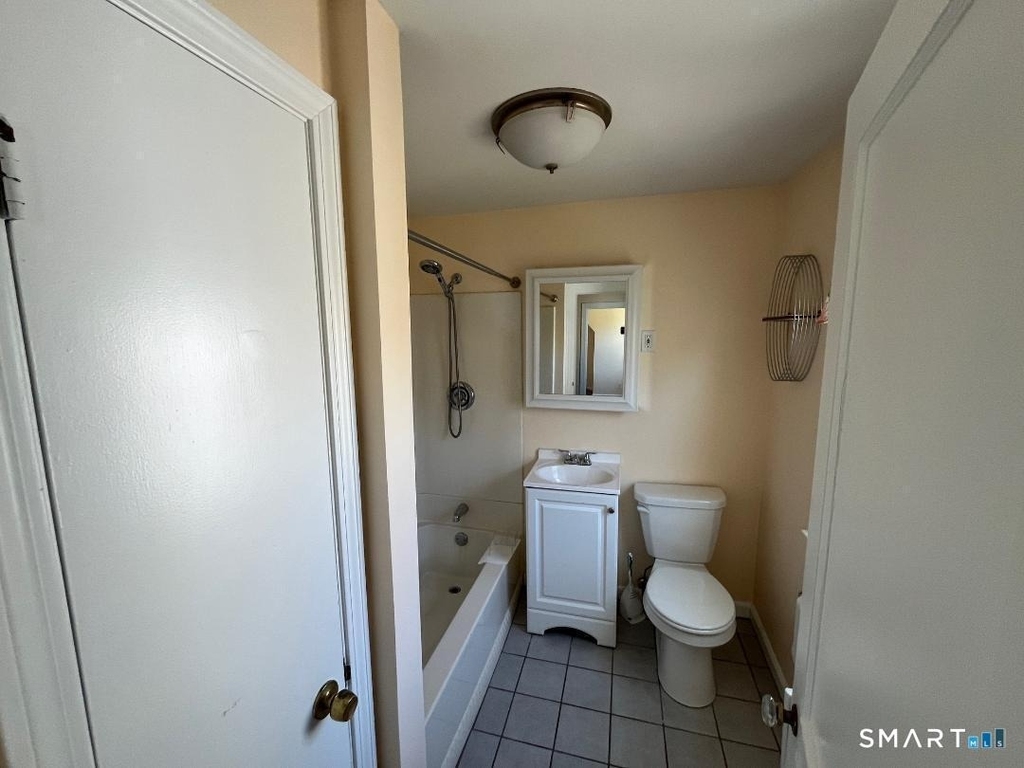 138 Mountain Street - Photo 13
