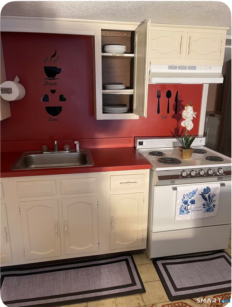 61 Shepard Avenue - Photo 1