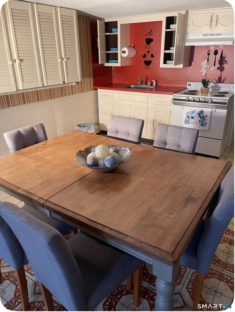 61 Shepard Avenue - Photo 2