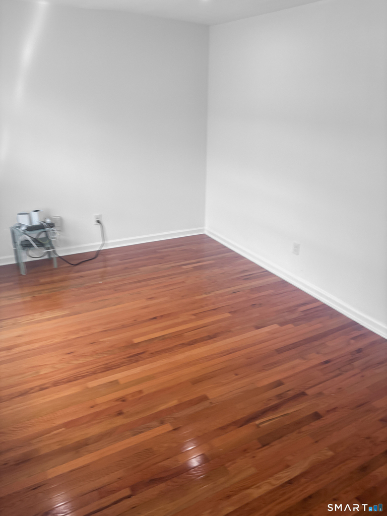 1042 Iranistan Avenue - Photo 10