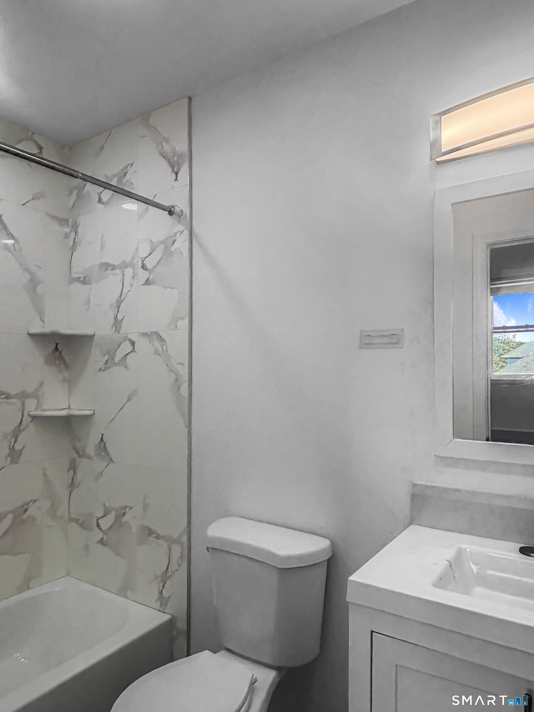 1042 Iranistan Avenue - Photo 8