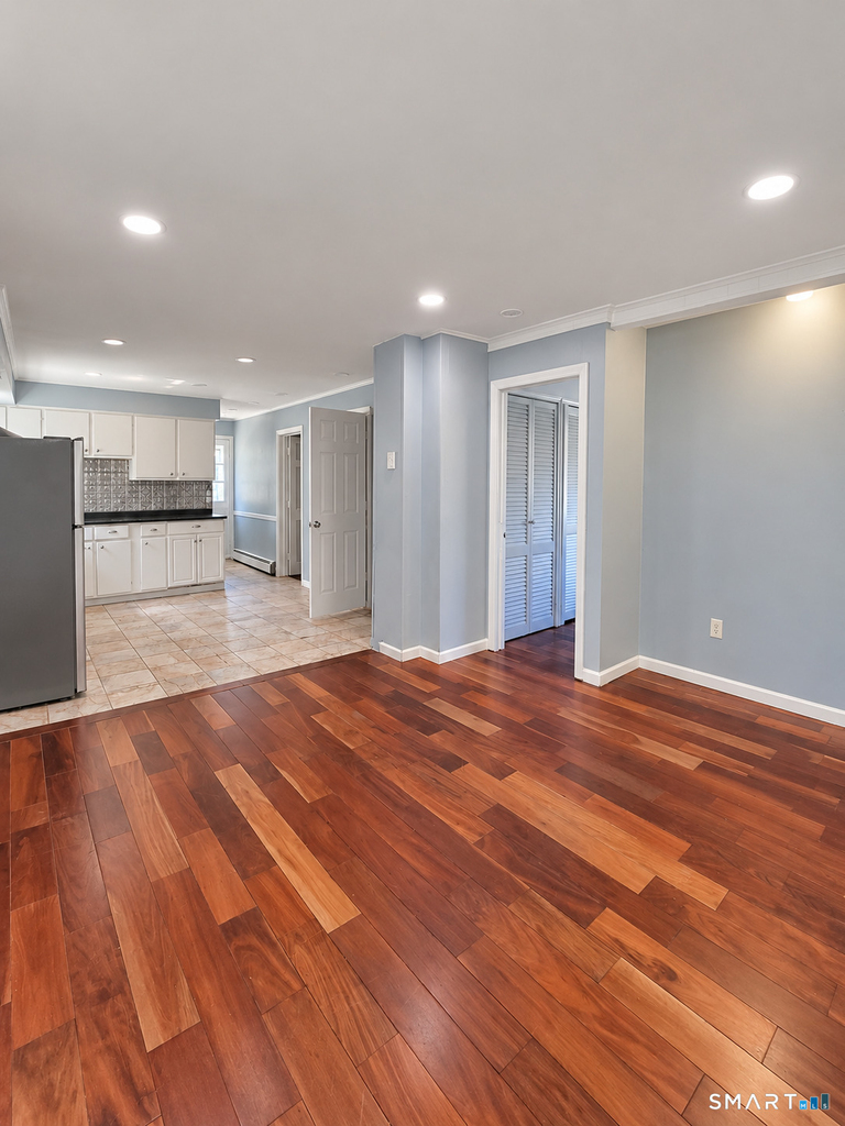 129 Wall Street - Photo 1