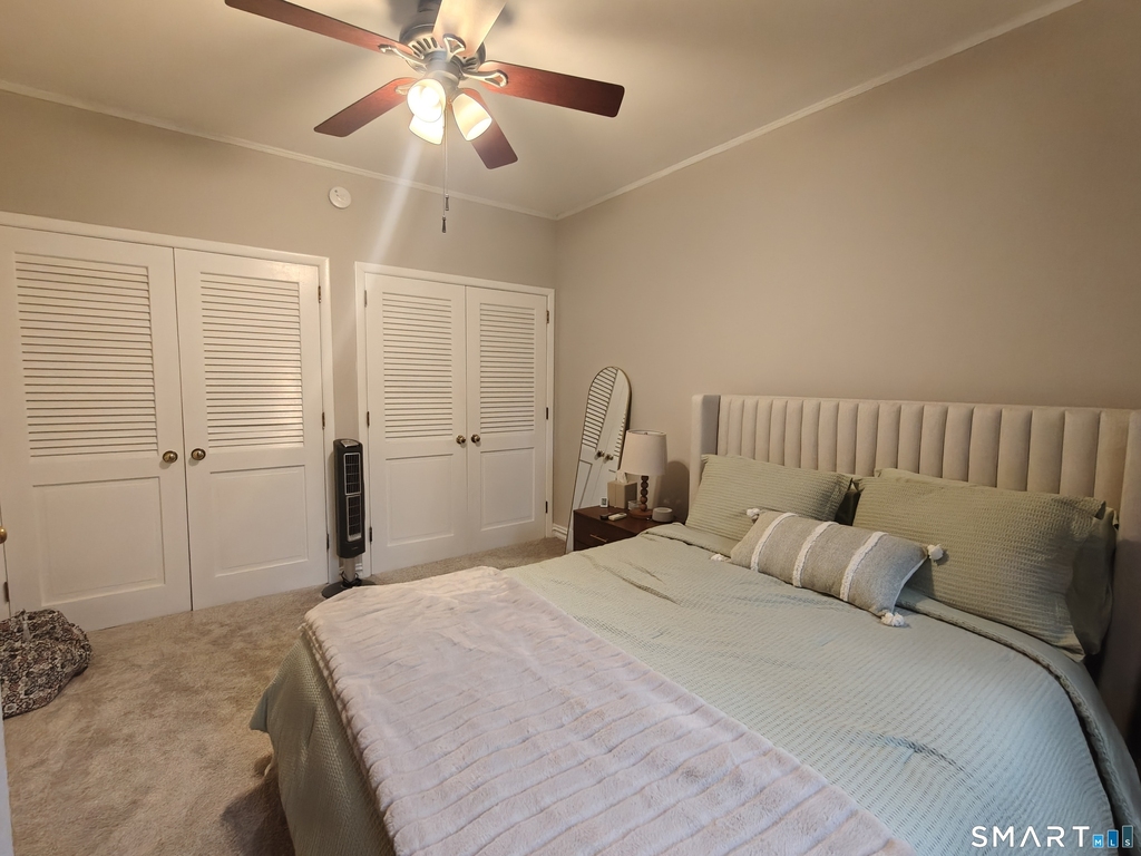70 Strawberry Hill Avenue - Photo 14