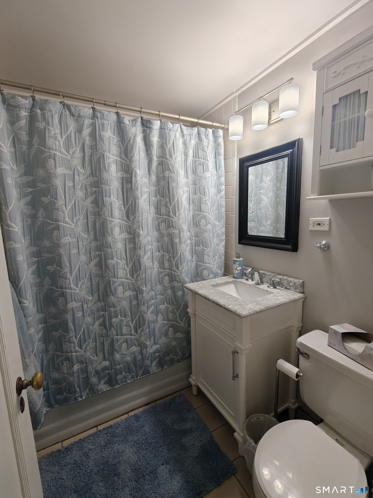 70 Strawberry Hill Avenue - Photo 11