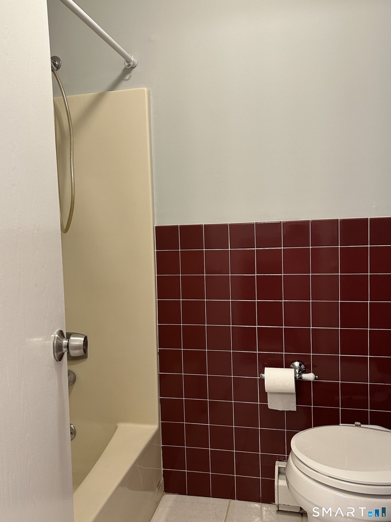 25 Padanaram Road - Photo 17