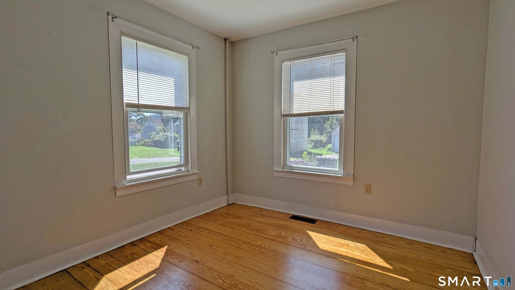 21 Fairview Street - Photo 7