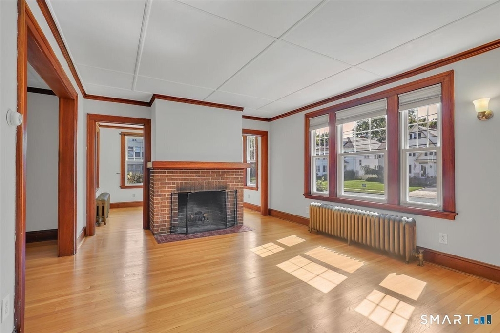 152 Brace Road - Photo 4