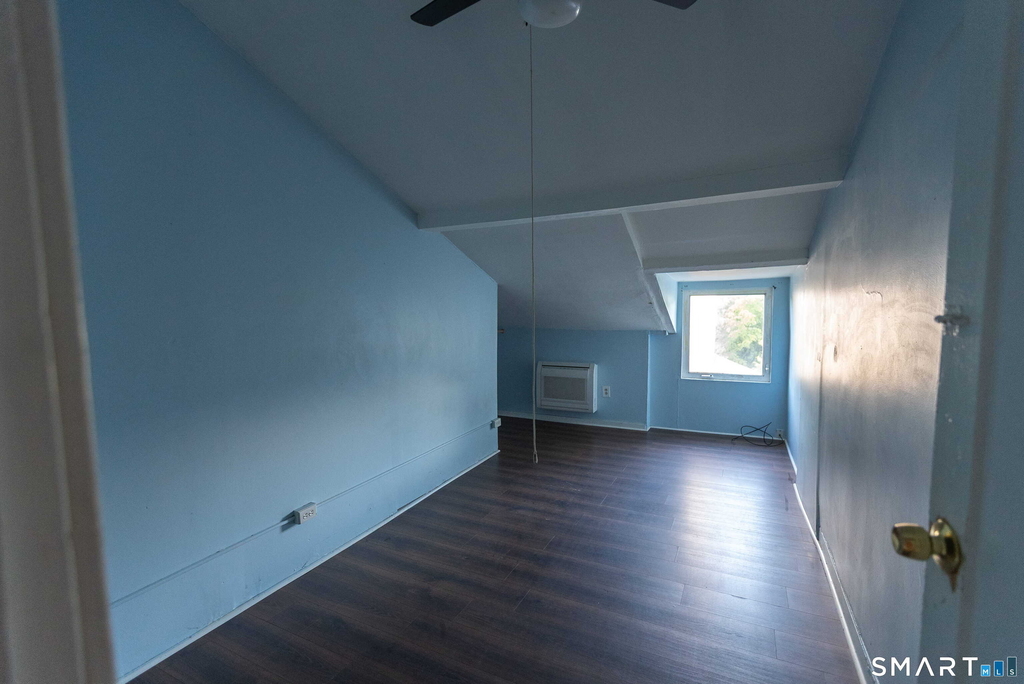 171 Broadway - Photo 9