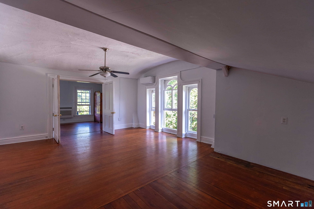 171 Broadway - Photo 5