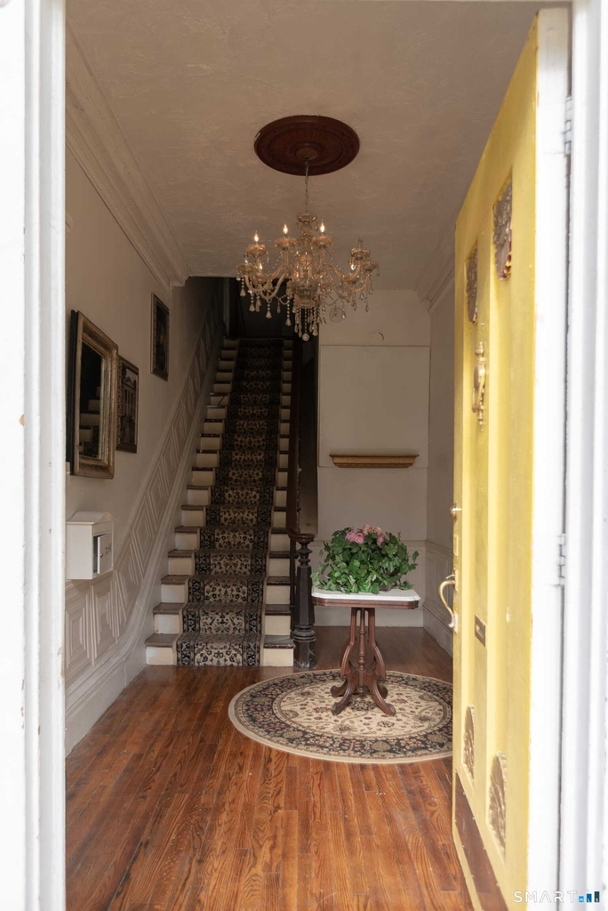 171 Broadway - Photo 2
