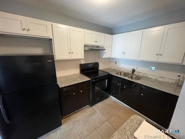 565 Talcottville Road - Photo 1
