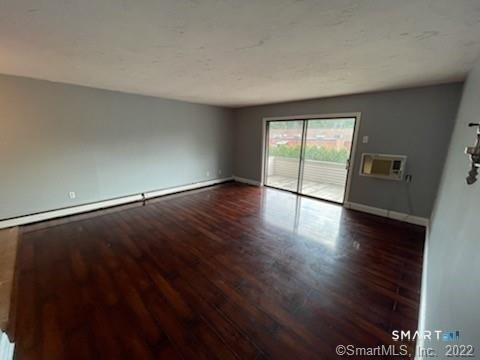 565 Talcottville Road - Photo 2