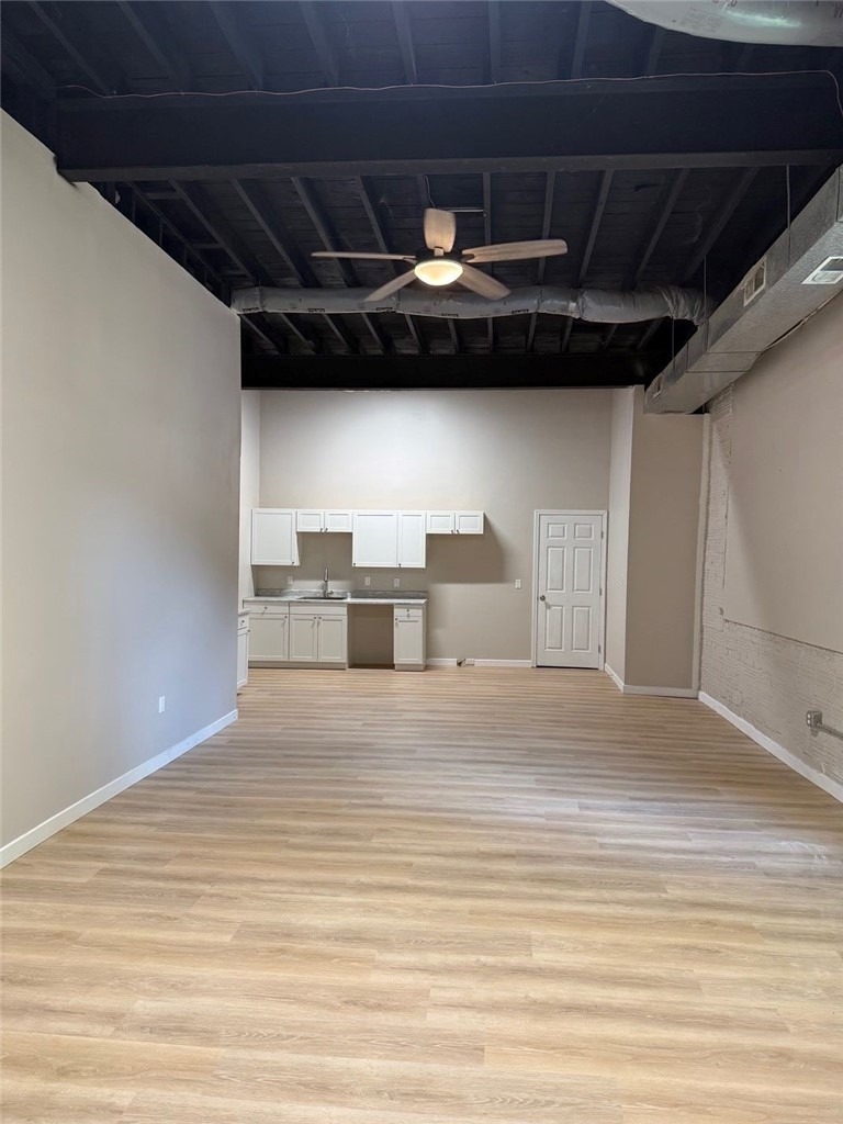 1420 Westfield St - Photo 3