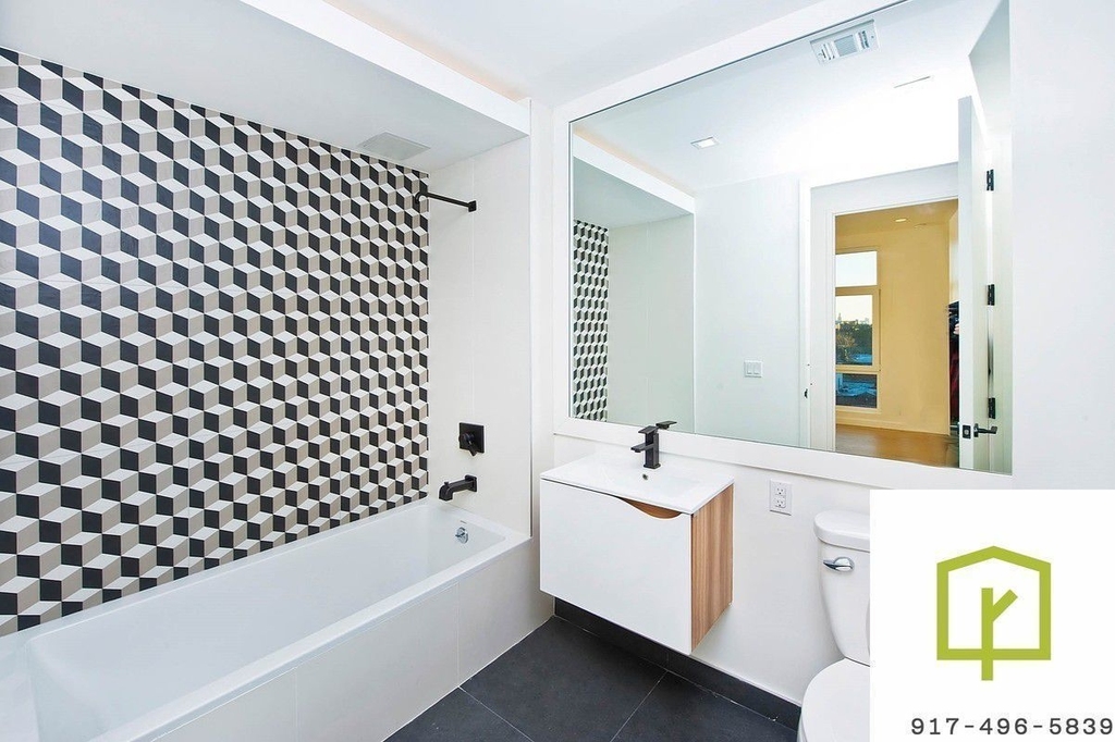 1875 Atlantic Avenue #4B - Photo 3