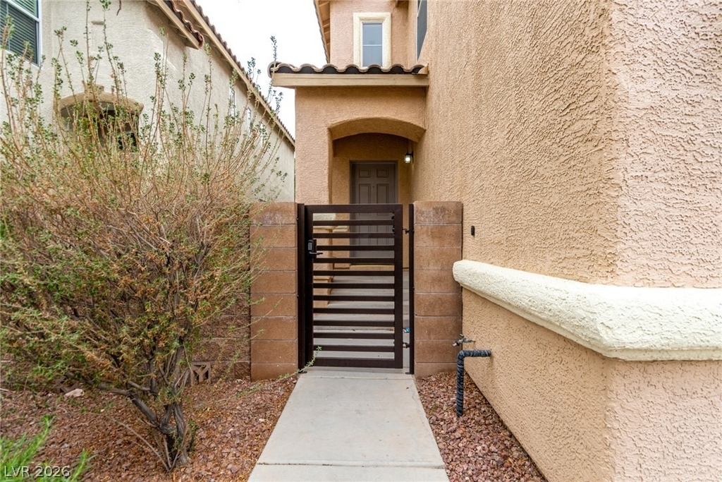10622 Blue Larkspur Court - Photo 4