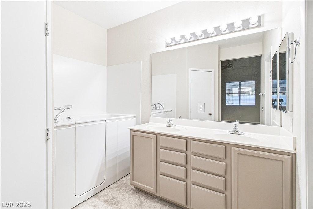 221 Teller Street - Photo 17