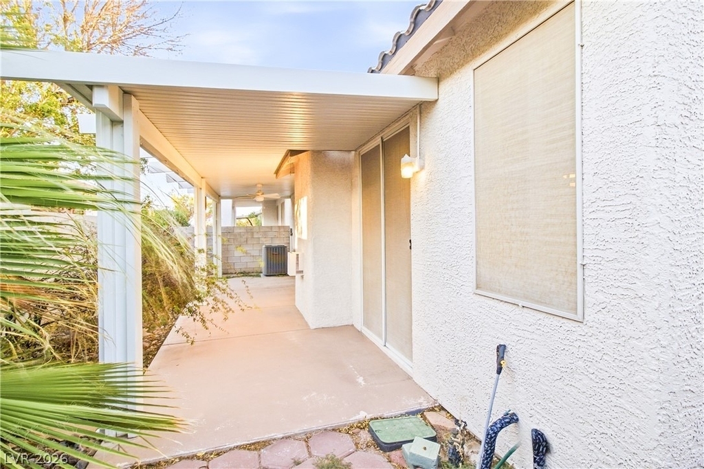 221 Teller Street - Photo 20