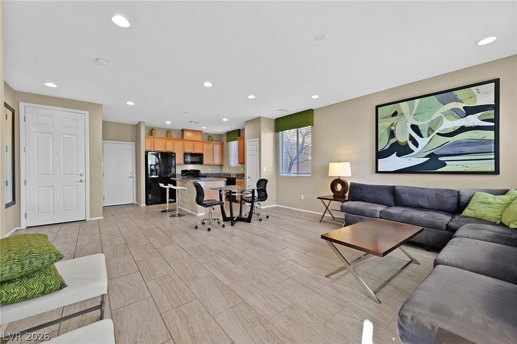 719 Tall Arrow Avenue - Photo 3