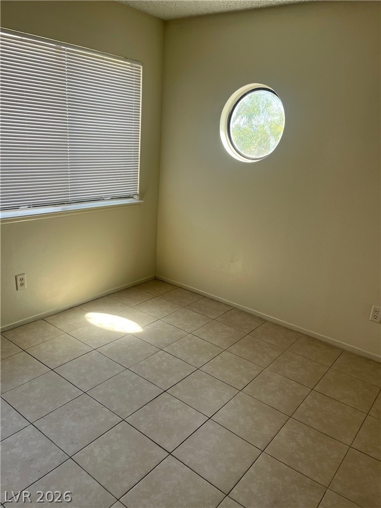 3708 Scuba Circle - Photo 4