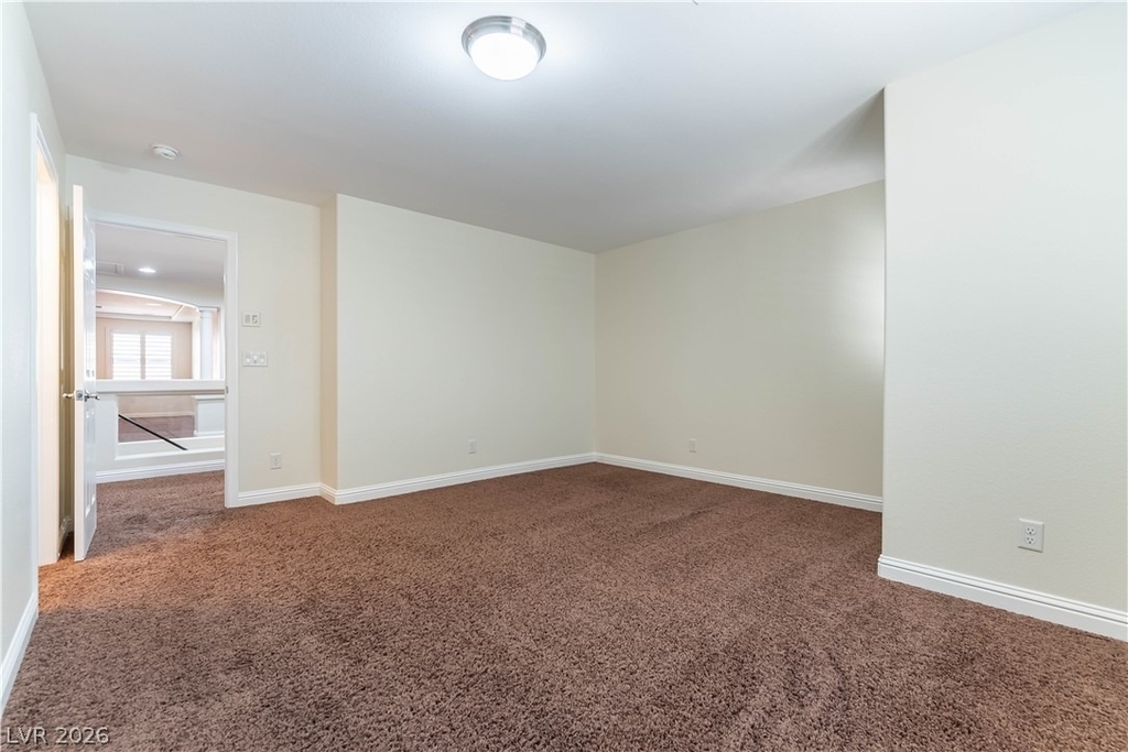 5800 Collier Falls Avenue - Photo 13