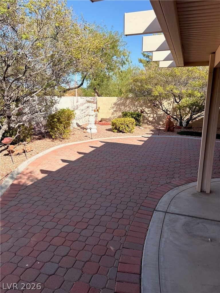 9040 Dove River Road - Photo 19