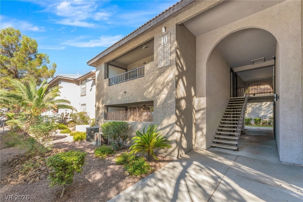 2606 S Durango Drive - Photo 2