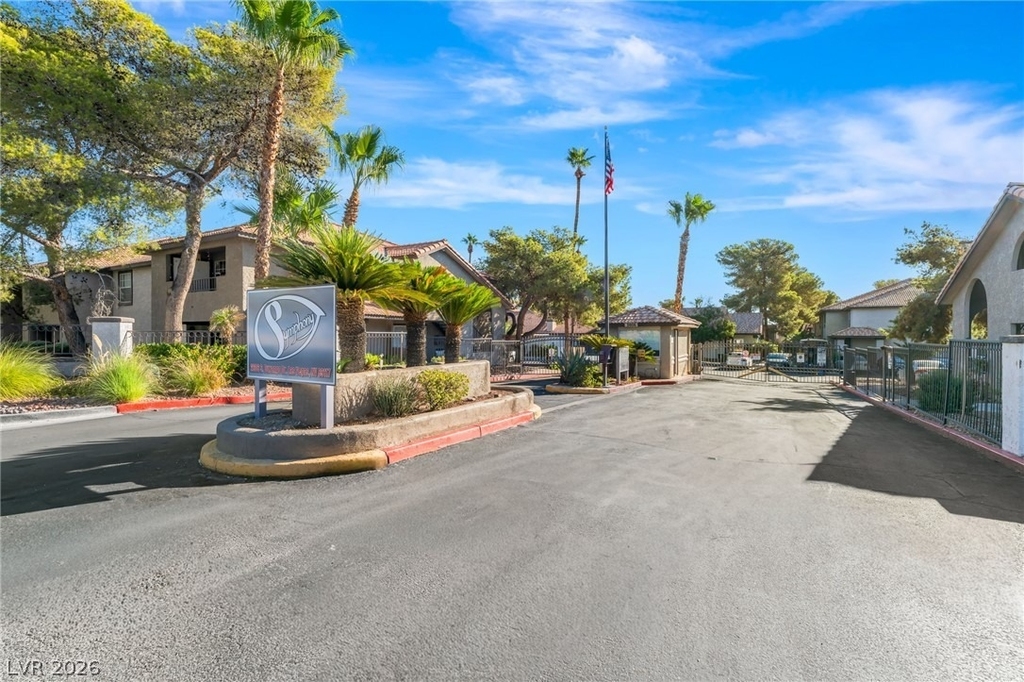 2606 S Durango Drive - Photo 28