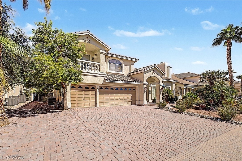 3924 Royal Scots Avenue - Photo 2