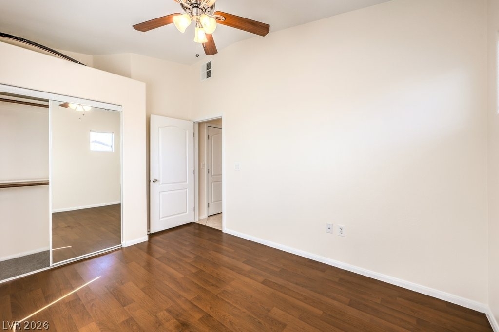 2305 W Horizon Ridge Parkway - Photo 27