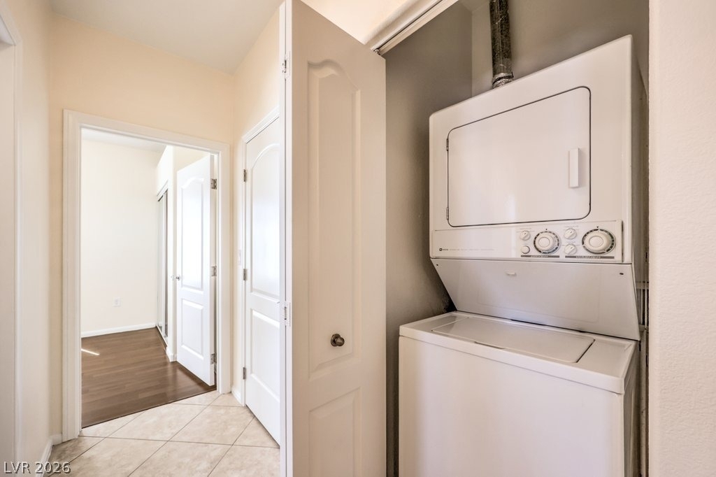 2305 W Horizon Ridge Parkway - Photo 22