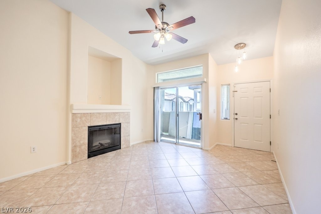 2305 W Horizon Ridge Parkway - Photo 7