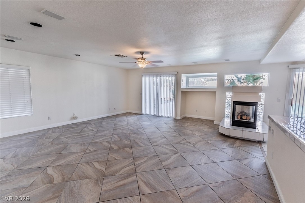 8232 Deer Springs Way - Photo 10