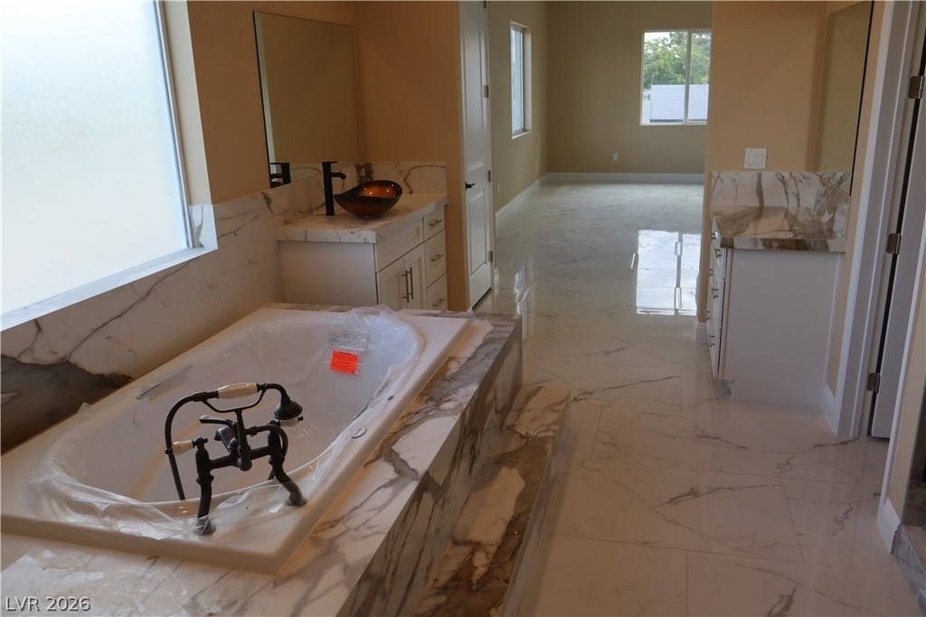 197 E Shelbourne Avenue - Photo 47