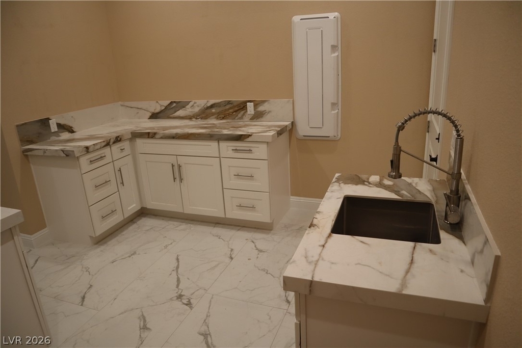 197 E Shelbourne Avenue - Photo 31