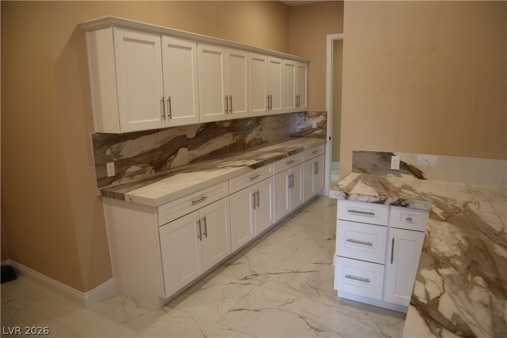 197 E Shelbourne Avenue - Photo 35