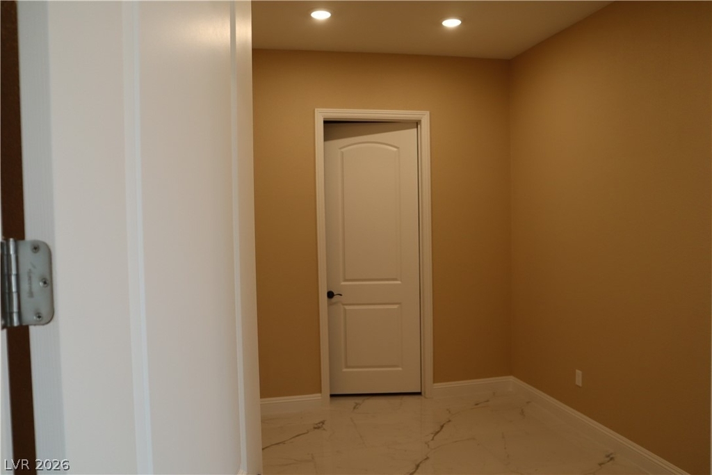 197 E Shelbourne Avenue - Photo 44