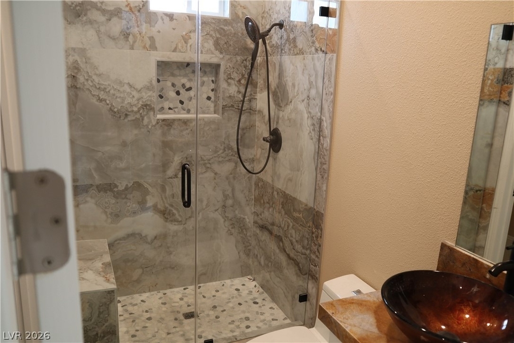 197 E Shelbourne Avenue - Photo 49