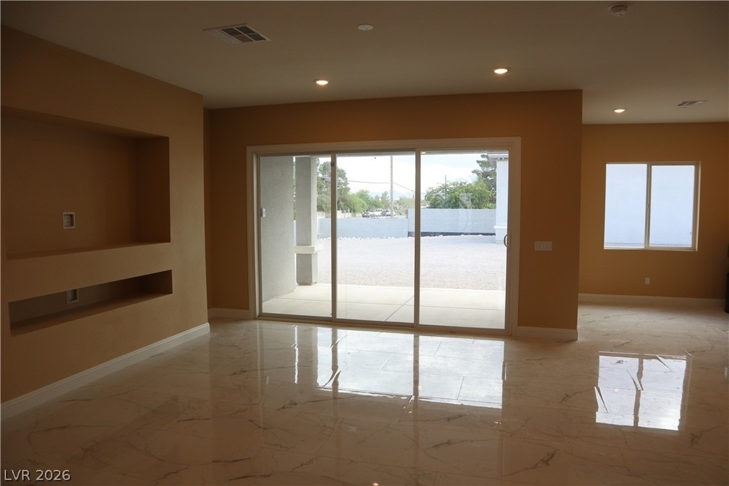197 E Shelbourne Avenue - Photo 41