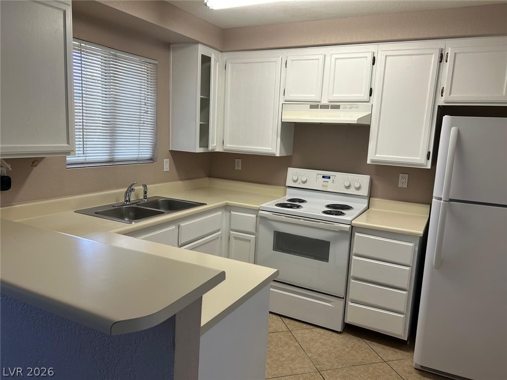 6865 Tamarus Street - Photo 2