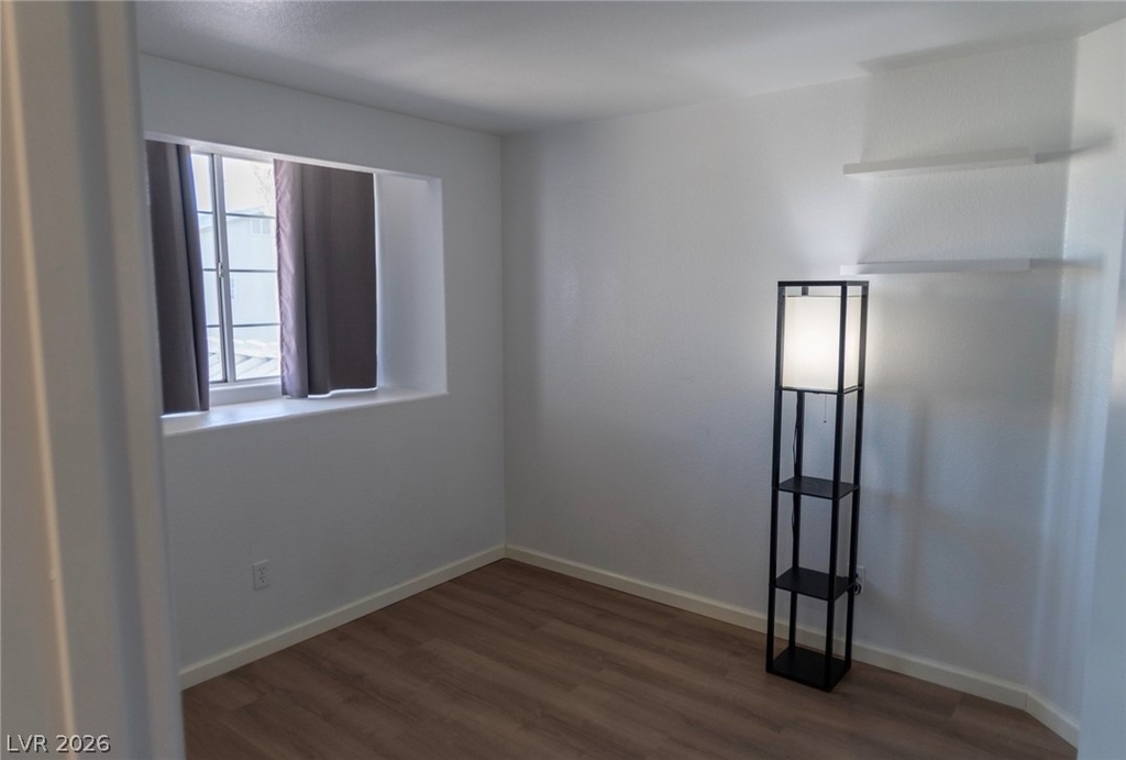 7568 Durham Hall Avenue - Photo 16
