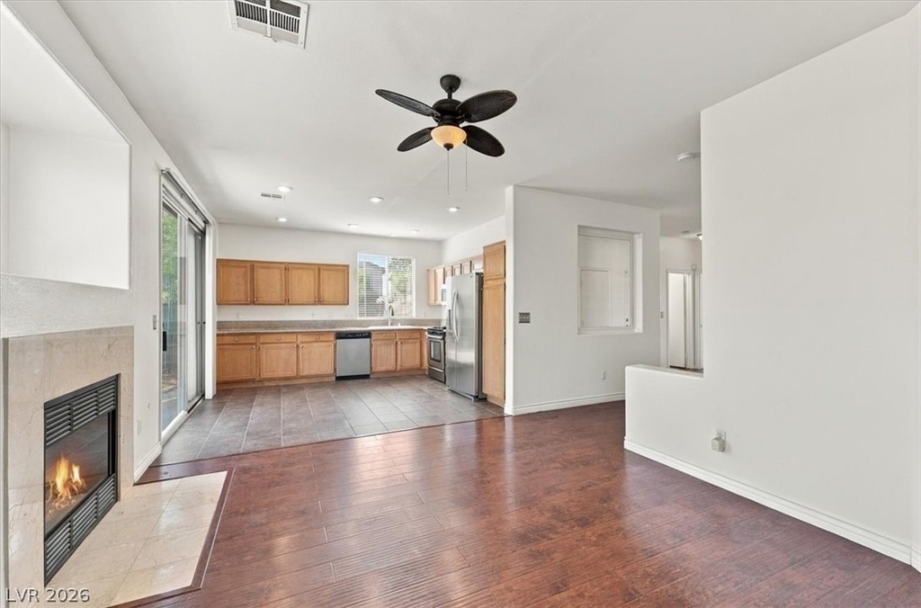 10500 Jeremy Pointe Avenue - Photo 5