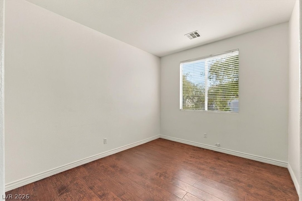 10500 Jeremy Pointe Avenue - Photo 14