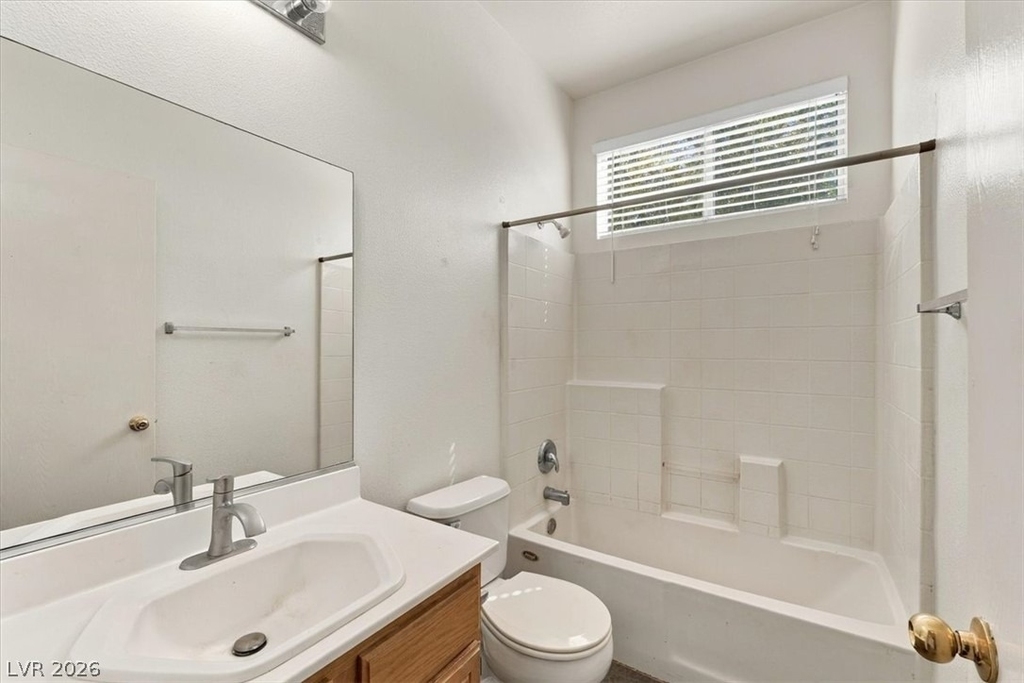 10500 Jeremy Pointe Avenue - Photo 13