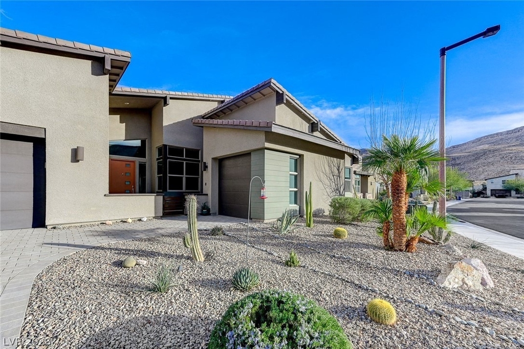 6832 Apogee Ridge Court - Photo 2